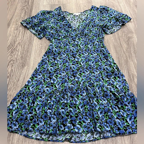 Topshop Bella tea dress with angel sleeve in blue floral Size 4 NWOT - Picture 9 of 9